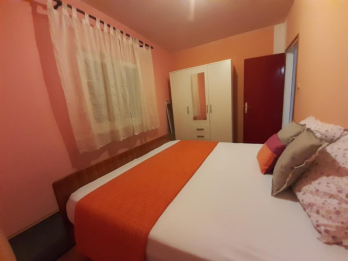 Apartments Cebalo - Ekonomija 코츌라 외부 사진