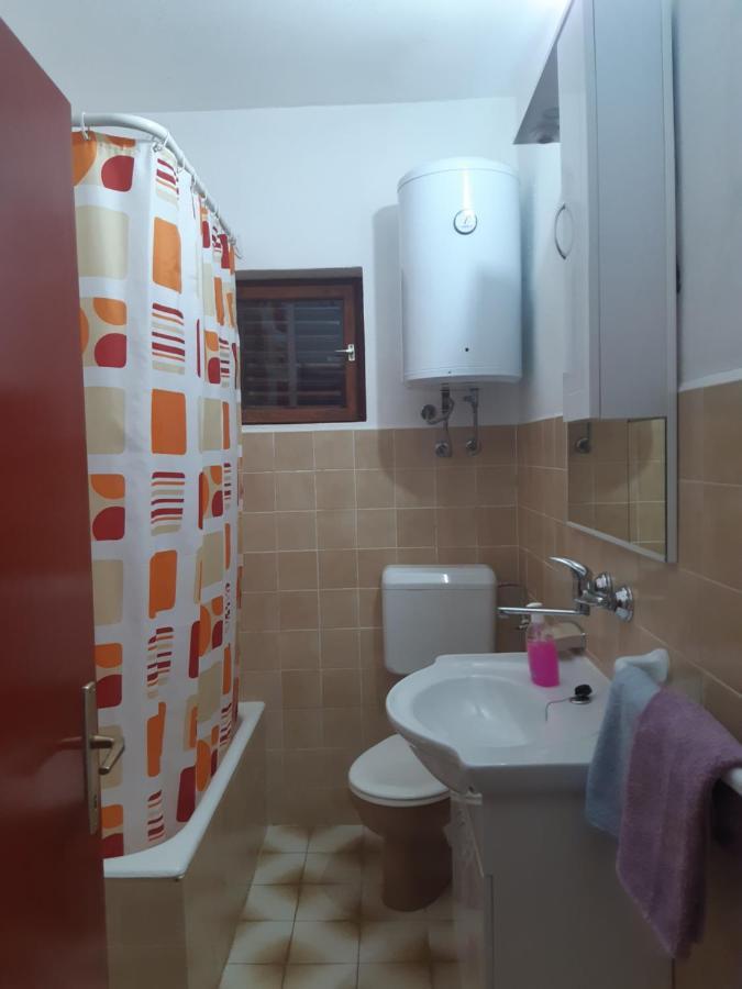 Apartments Cebalo - Ekonomija 코츌라 외부 사진