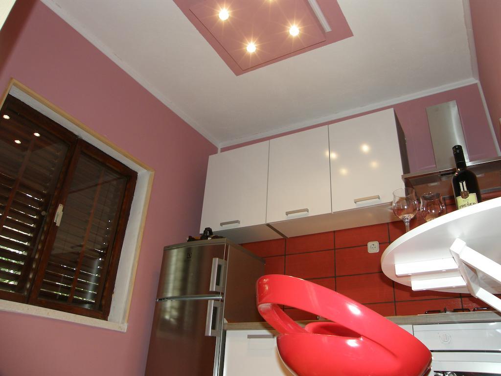 Apartments Cebalo - Ekonomija 코츌라 객실 사진