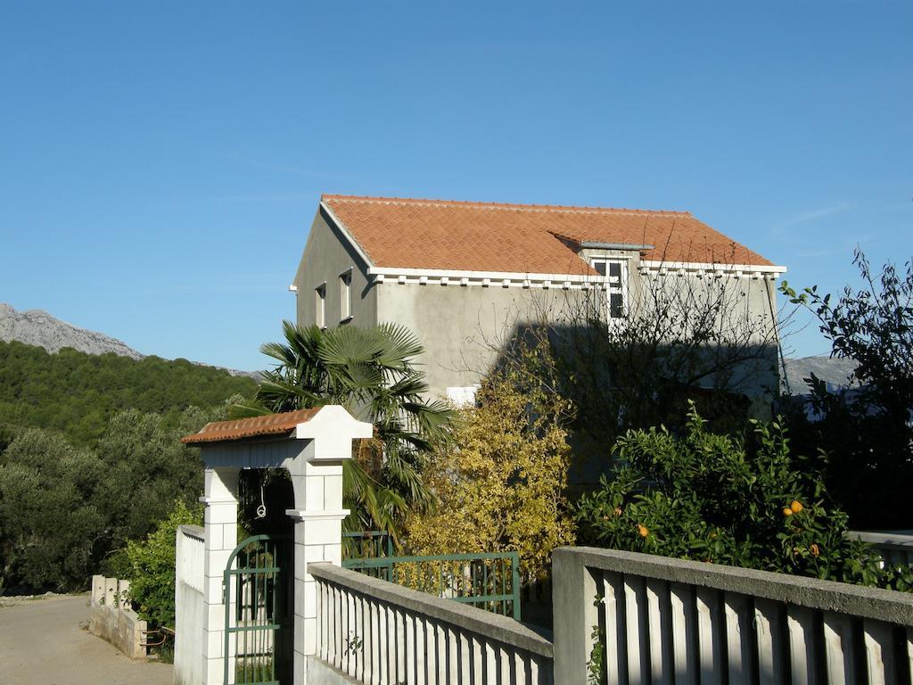 Apartments Cebalo - Ekonomija 코츌라 객실 사진