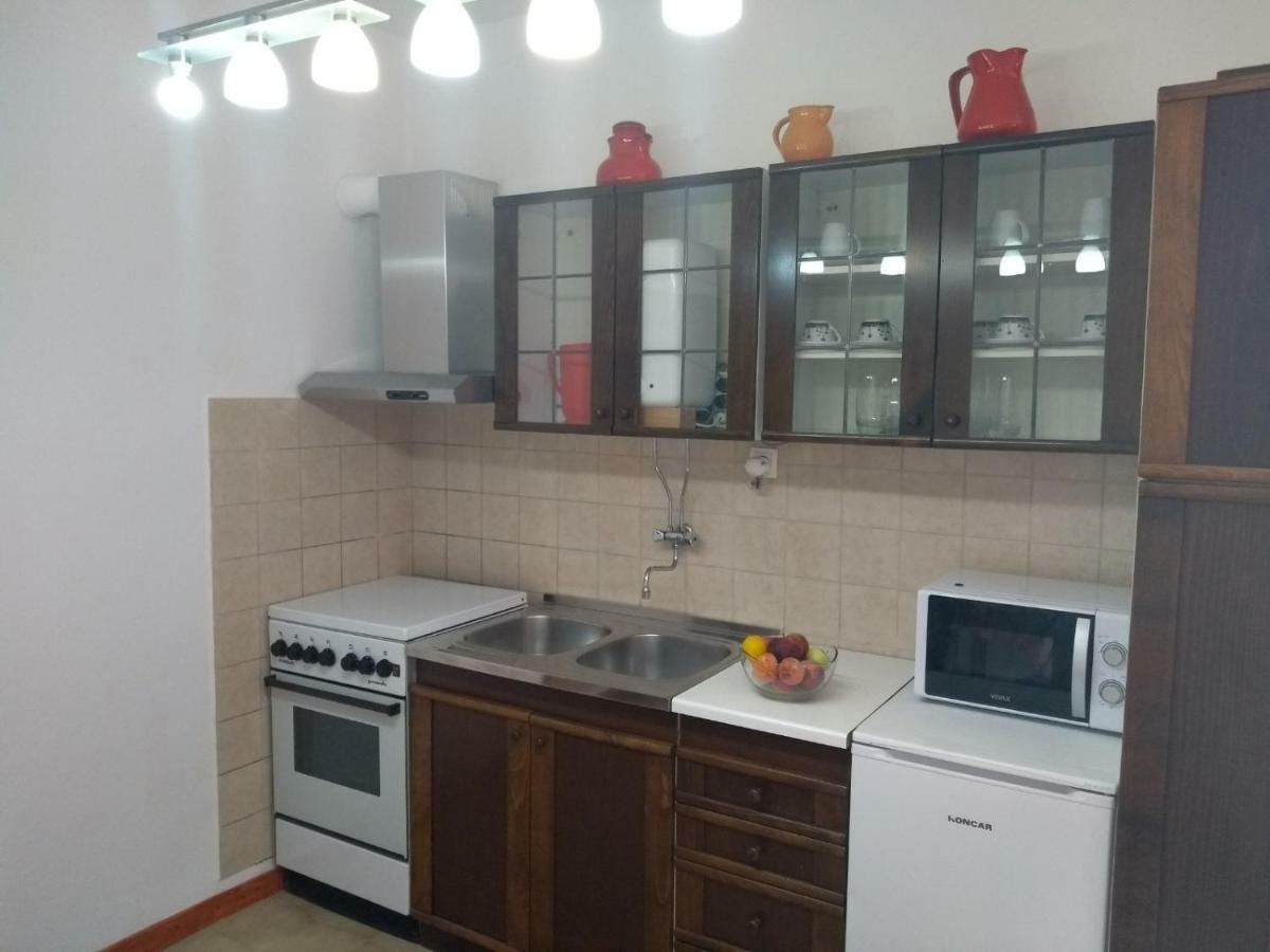 Apartments Cebalo - Ekonomija 코츌라 외부 사진